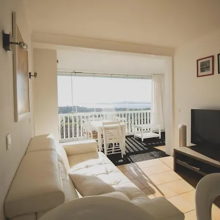 With One Bedroom In With Wonderful Sea View And Shared Pool 1 Km From The Beach غريمو